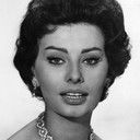 Sophia Loren als Mamma