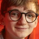 Kian Lawson-Khalili als Dej'