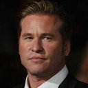Val Kilmer als Bruce Wayne / Batman