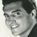 Ricardo Valle als Alfredo Riaño