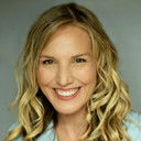 Elizabeth Bower als Another Shopper