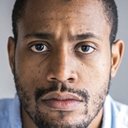 Alexandre Bouyer als Frantz Fanon
