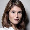 Gemma Arterton als Maria Von Trapp