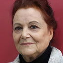 Diler Saraç als Bülent's mother