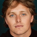 Kevin Tremblay als Homme embrassade