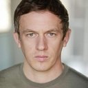 Mark Holgate als DC Blakefield
