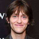 Percy Hynes White als Chad