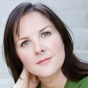 Emily Moultrie als Louise Cole
