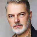 Paul David-Gough als Young Lieutenant