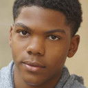 Spence Moore II als Damien Anderson (18)