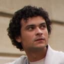 Max Petterson als Amaro