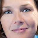 Beate Rysopp als Narrator (voice)