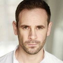 Ayden Callaghan als D.I. Collins (segment: "Death Scenes")