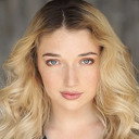 Macy Minear als Vanessa