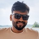 Davis als Sampath