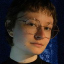 Emma Chevalier als Emma