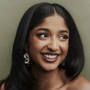 Maitreyi Ramakrishnan als Brindha