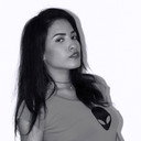 Linda De Alba als Muriel
