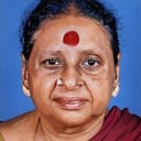 Shanmugasundari als Neelaveni’s Grandmother