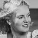 Amy Aaröe als 
