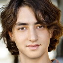 Xander Evans als Beer Flinging Kid