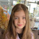 Beren Gençalp als Melek Efeoğlu