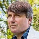 Simon Armitage als Host