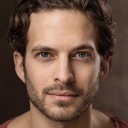 Zachary Fall als Luc Pascal