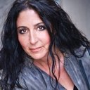 Elizabeth Gamza als Kendra Fineman