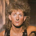 Neil Carter als Guitar/Keyboards/Vocals