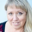 Johanne Léveillé als (voice)