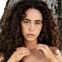 Margo Parker als Julie