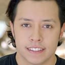 Carlos Ramirez als Dave
