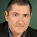 Yves Calvi als TV Journalist