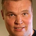 Semmy Schilt als Claes