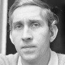 Rüdiger Weigang als Eduard Simon