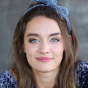 Katherine Shepler als April Yohe