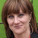 Maureen Jones als Barbara