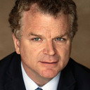 Graham Jones als Dennis