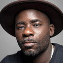 Neiko Neal als Police Officer