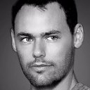 Leon Stripp als BabyFace / Owly / Killer #1