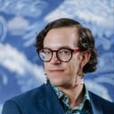 Miles Emanuel als Stephen Ames