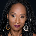 Adetoro Makinde als African Woman