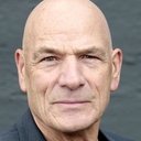 Nicholas W. von Zill als Maitre D'