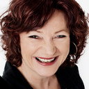 Charlotte Toft als Beth Fordson