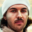 Daniel Ngl als Self