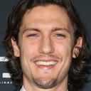 Tyler Riggs als Jake