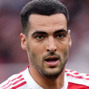 Mikel Merino als Self