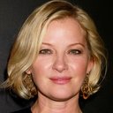 Gretchen Mol als Sarah