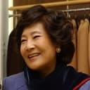 Jeong Hye-seon als In-ku's Mother